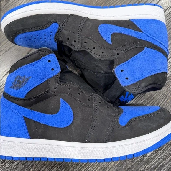 Nike air Jordan 1 Retro high OG size 8.5 Black/Royal Blue-white - Picture 1 of 11